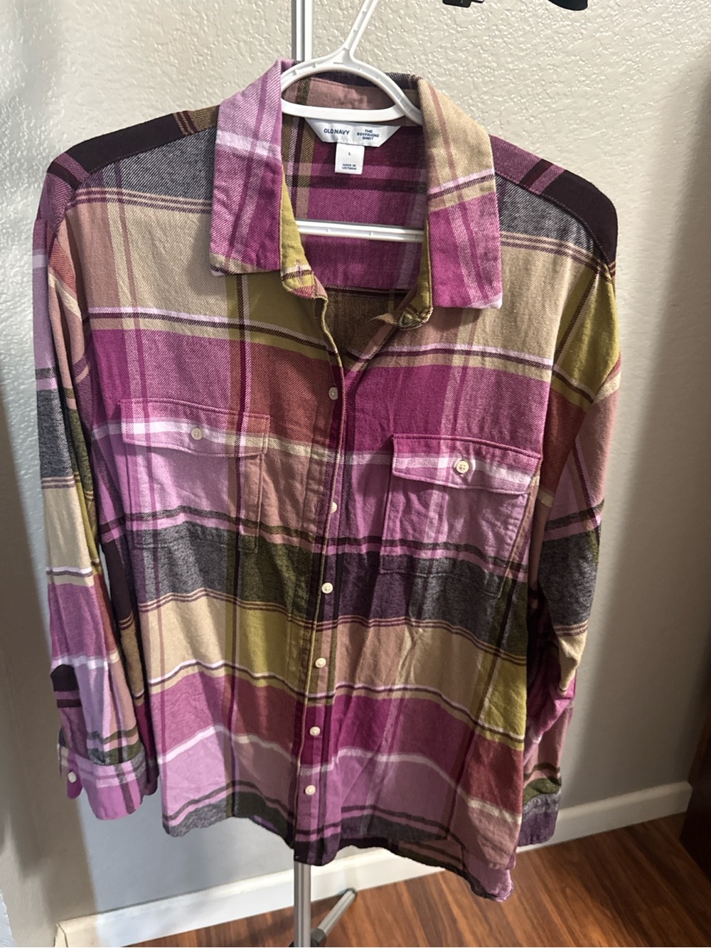 Old Navy Boyfriend Plaid Flannel Shirt – Size L